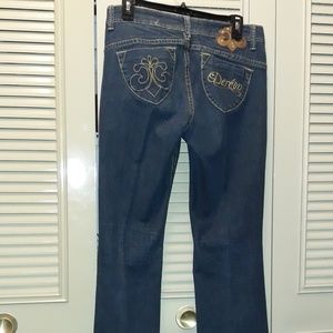 Dereon Jeans